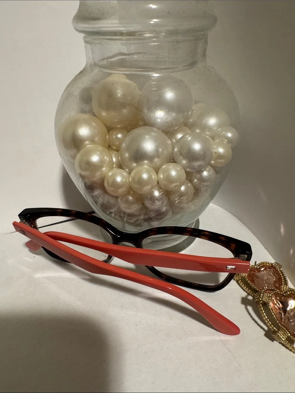 Tommy Hilfiger Tortoiseshell Frame with Coral/Red Temples Reading Glasses
